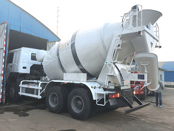 concrete mixer truck