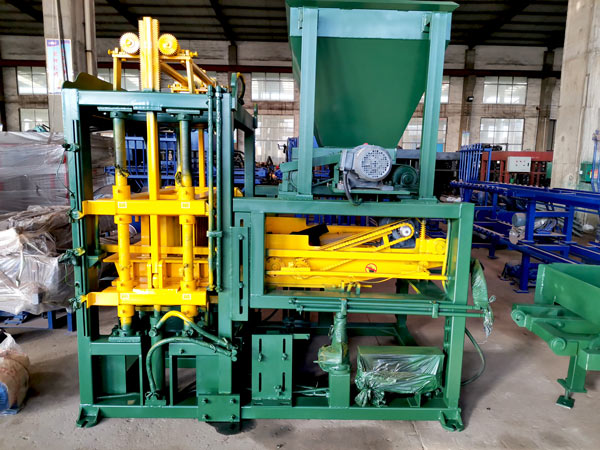 ABM-4S automatic concrete brick machine